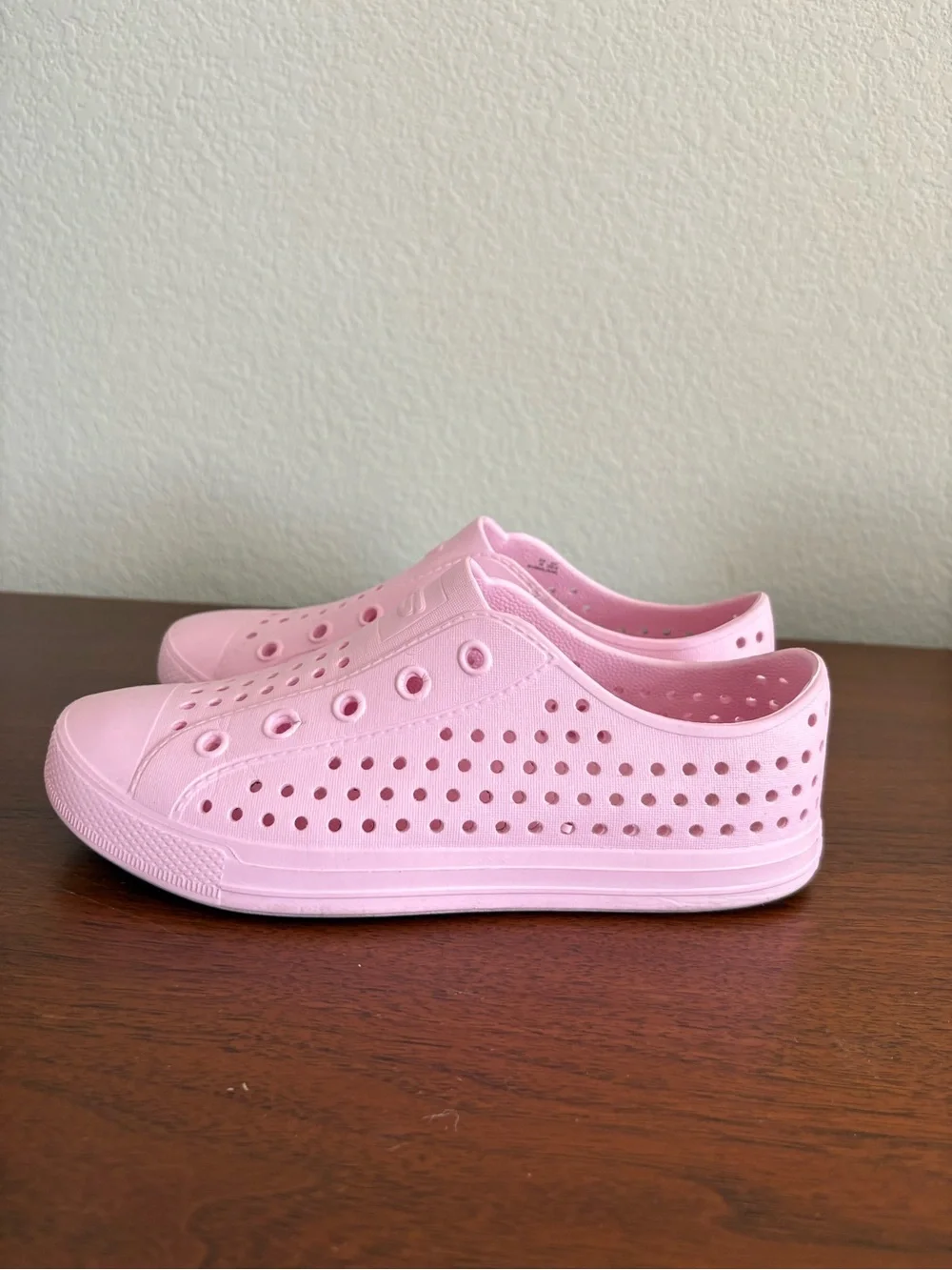 Skechers Kids Slip-On Lightweight Pink water shoes